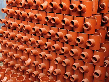 华亭寒露时节，金利建材助您构建坚固排水系统